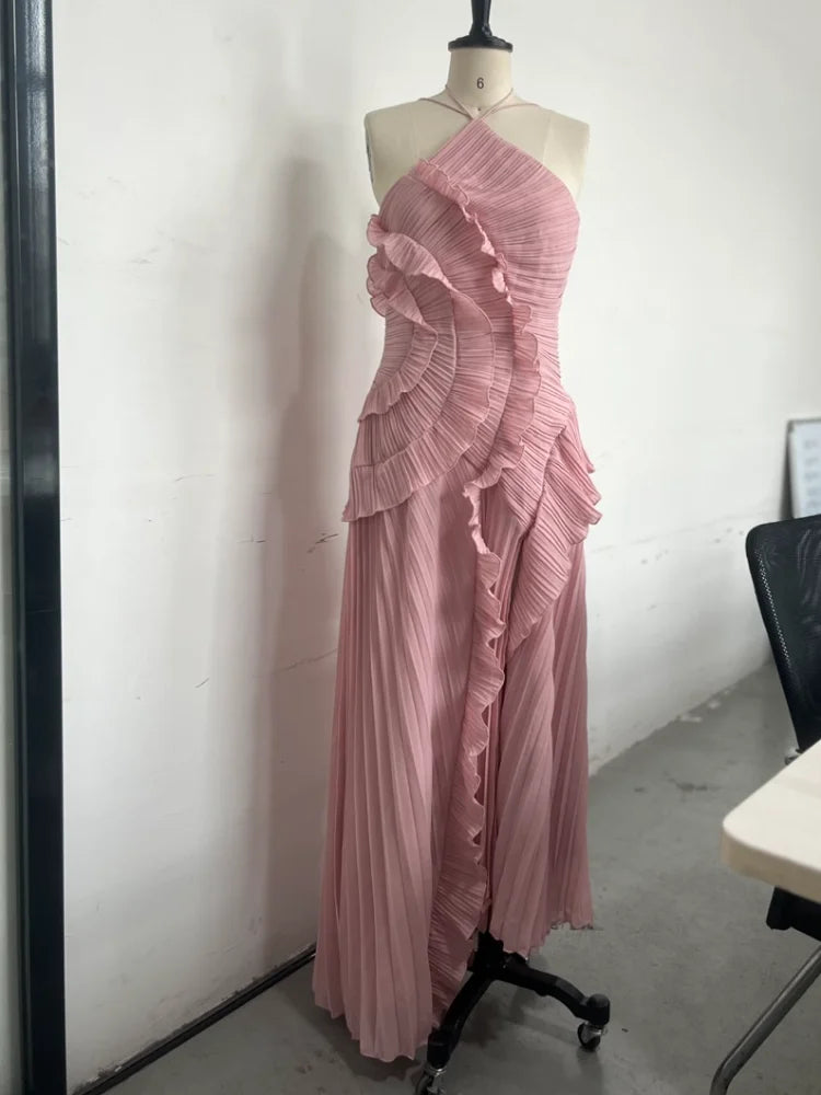 Chic pleated halter neck long vacation dress high quality